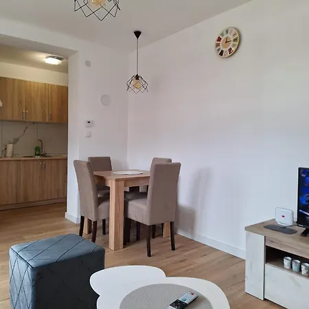 Apartment S5 *