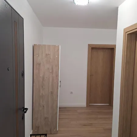 Apartment S5 *